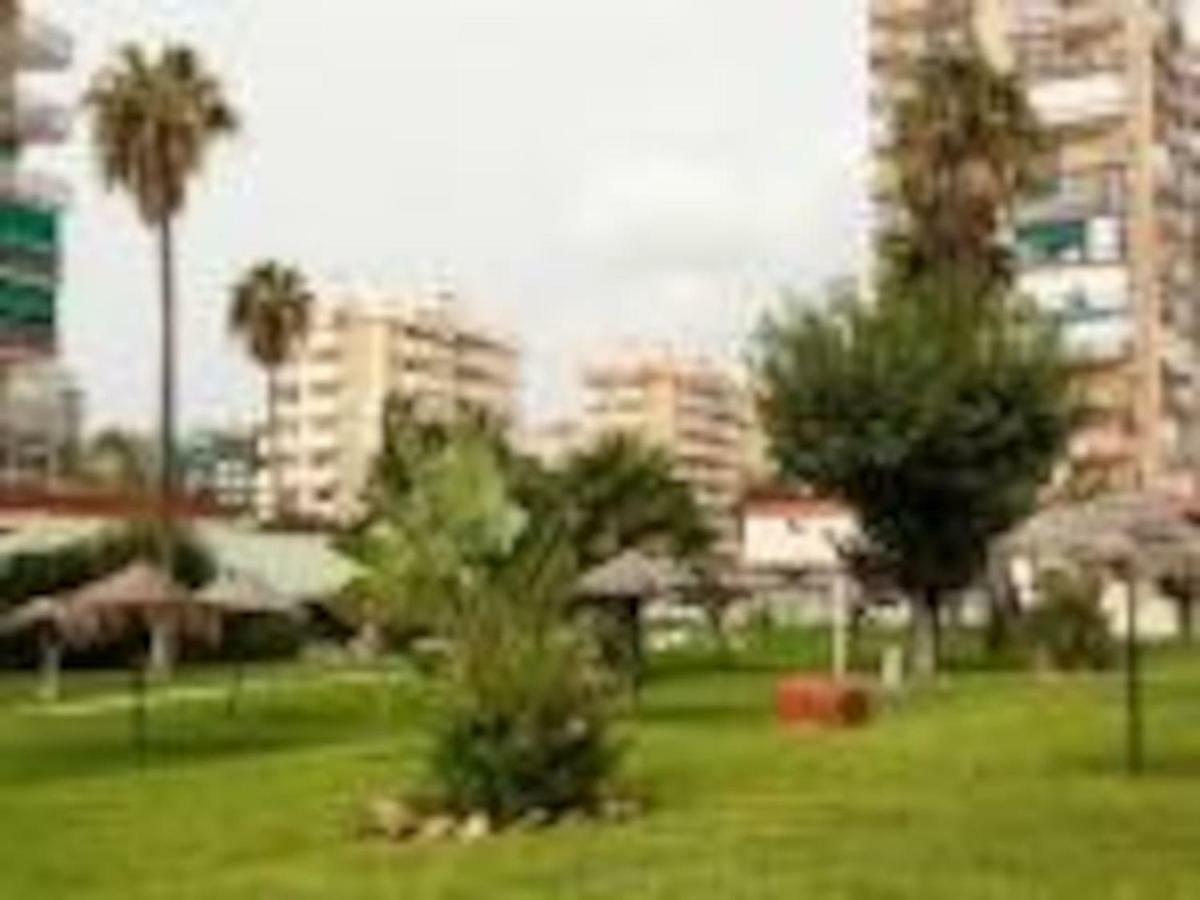 M1 403 Frontal Al Mar Vistas Terraza Y Wifi Lejlighed Benalmádena Eksteriør billede