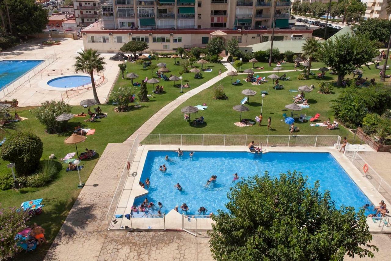 M1 403 Frontal Al Mar Vistas Terraza Y Wifi Lejlighed Benalmádena Eksteriør billede