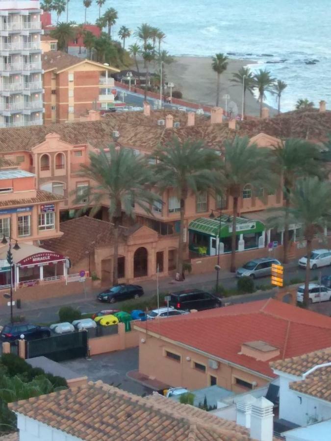 M1 403 Frontal Al Mar Vistas Terraza Y Wifi Lejlighed Benalmádena Eksteriør billede